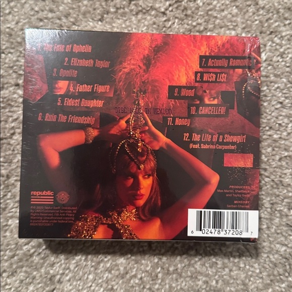 Taylor Swift Life of a Showgirl Sweat and Vanilla Perfume Edition Box Set - Picture 2 of 2